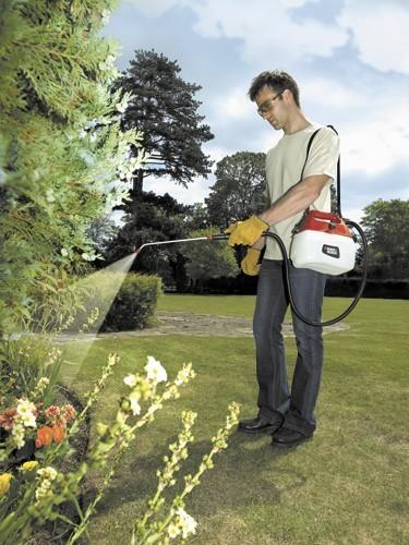 Аккумуляторный опрыскиватель